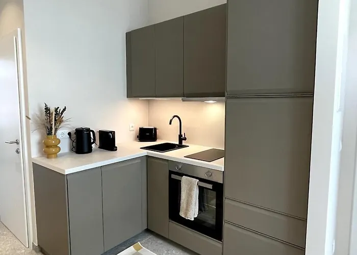 Apartment K - Bright 2 Bedroom - Families & Groups Welcome Vienna
